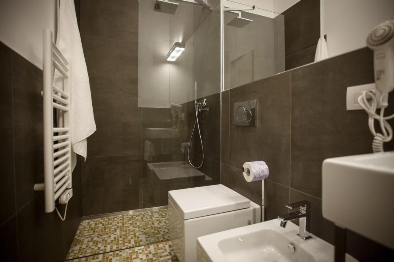 Dimora Mefite-Camere Con Bagno Privato E Self Check-In มาเตรา ภายนอก รูปภาพ