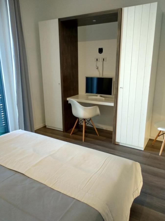 Dimora Mefite-Camere Con Bagno Privato E Self Check-In มาเตรา ภายนอก รูปภาพ